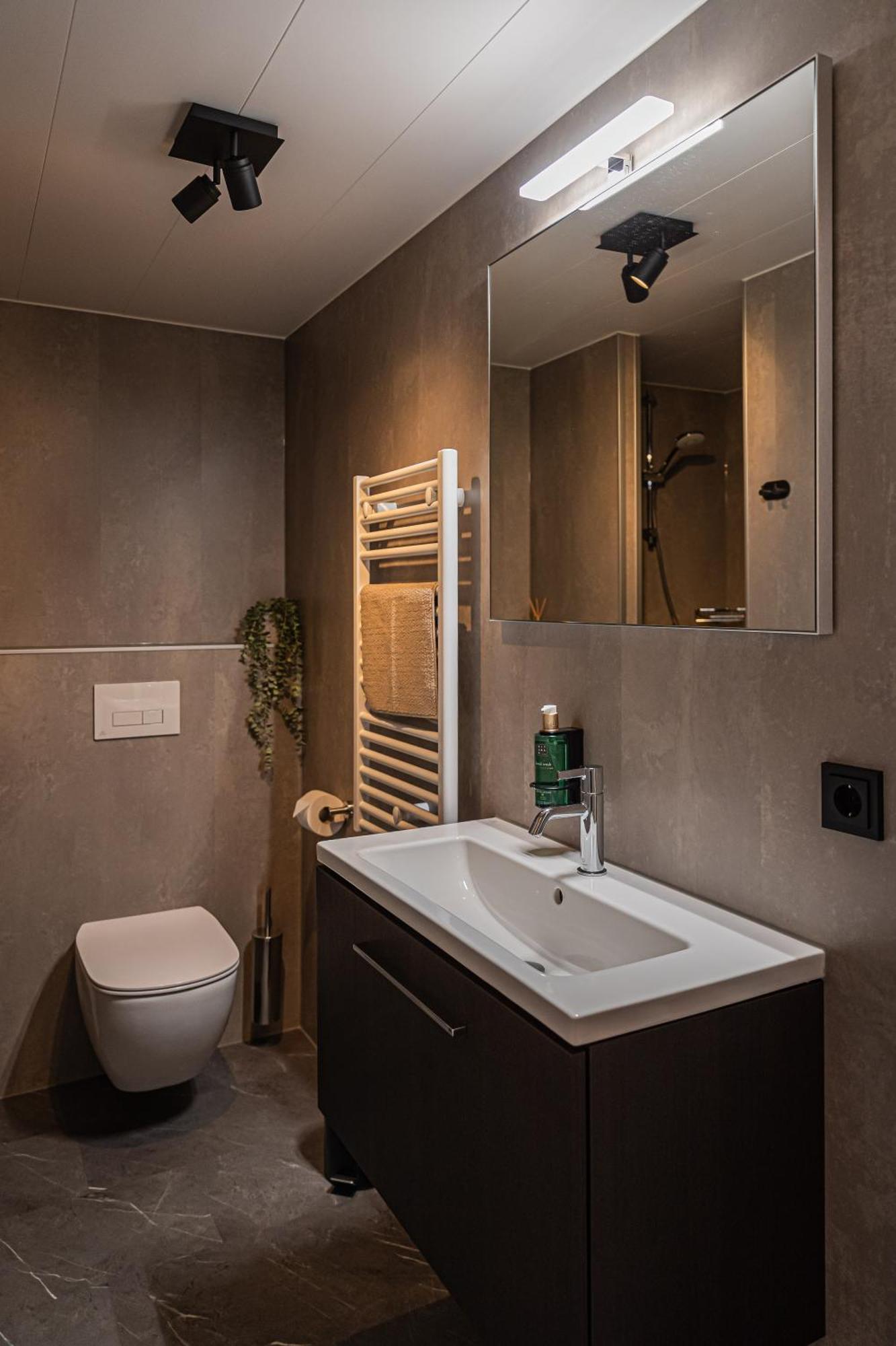 Tinyhouse 4 Pers Met Hottub Villa Meerssen Buitenkant foto